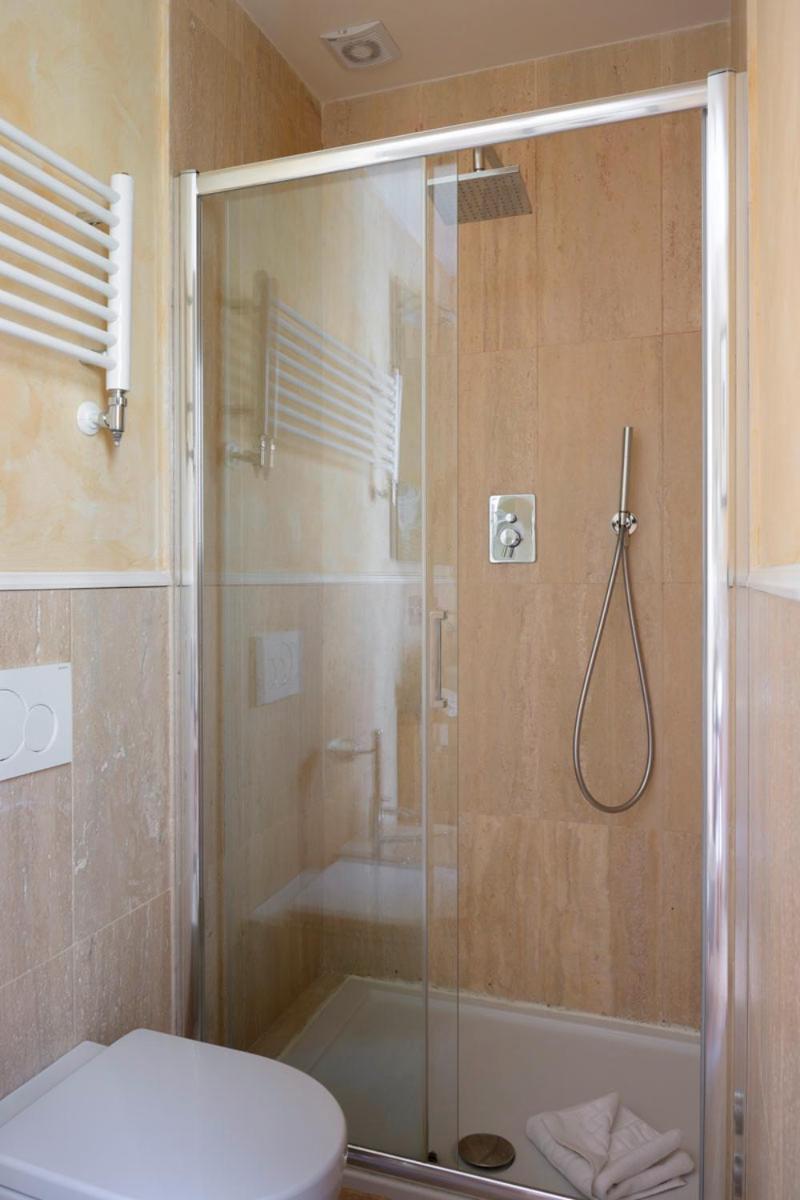 مبيت وإفطار Mabelle Firenze Residenza Sassetti الغرفة الصورة